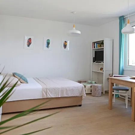 Camino With Parking Appartement