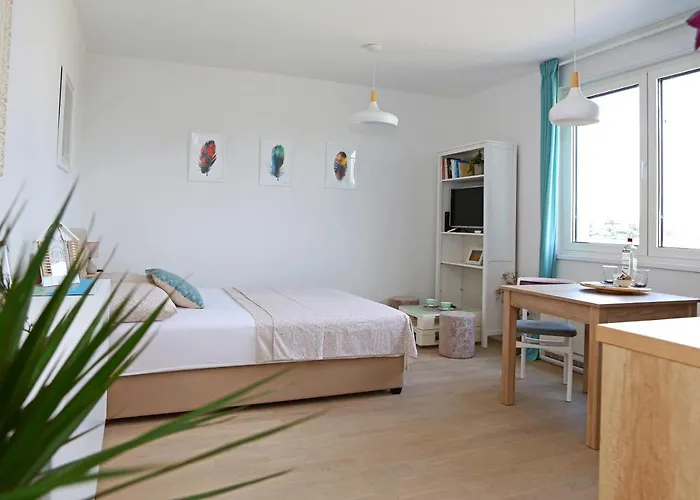 Camino With Parking Apartamento